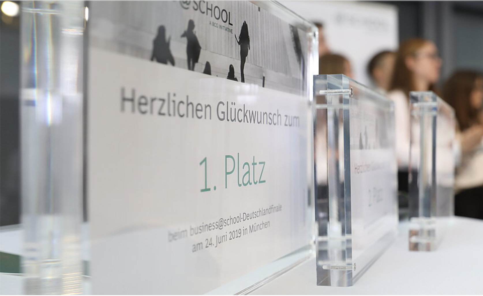 Business @ School X GrowUp!